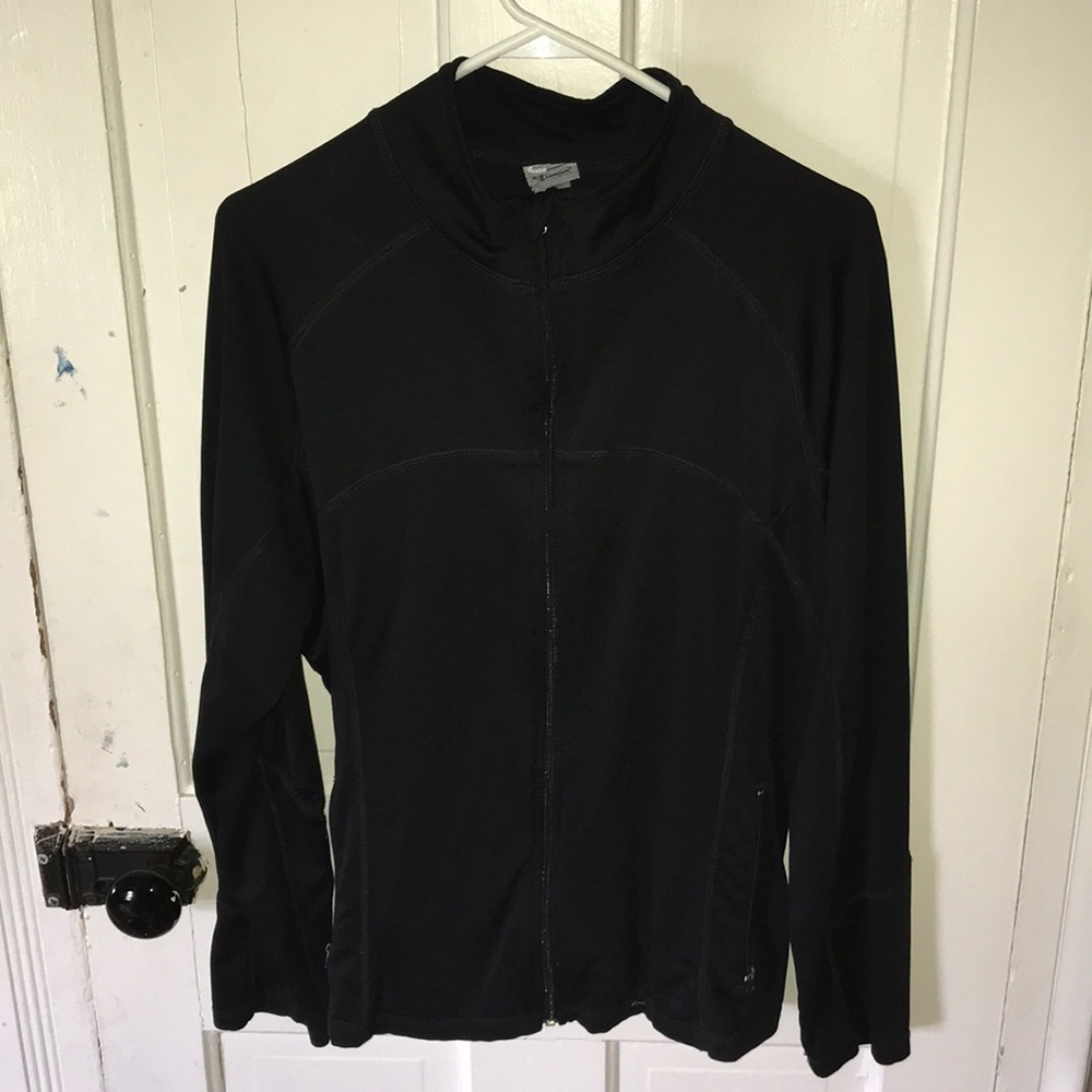 Plain black Champion Zip jacket w pockets